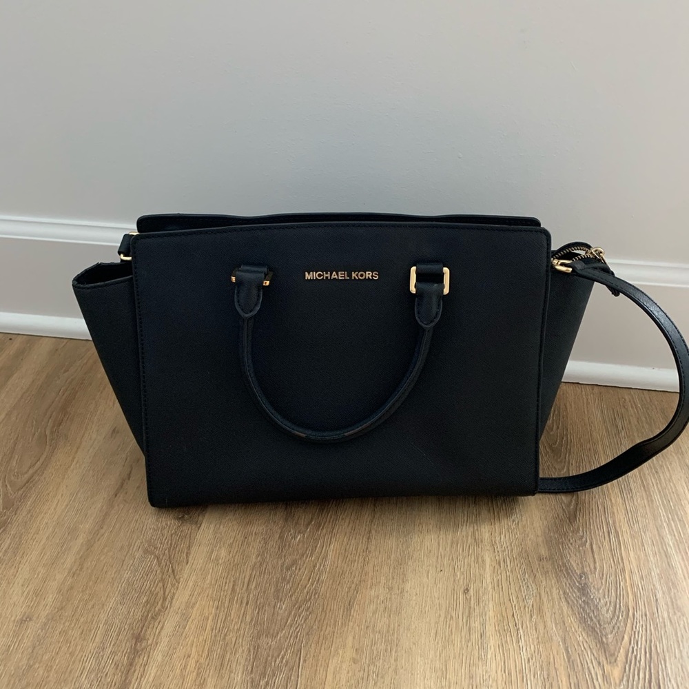 Black Michael Kors Purse